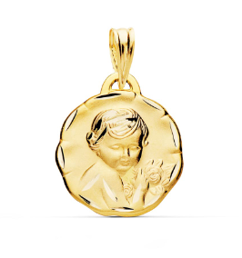 MaisonGabriel_PendentifPetitenfantauxfleurs_gravable_facetteenor18carats_photofournisseur_1.png