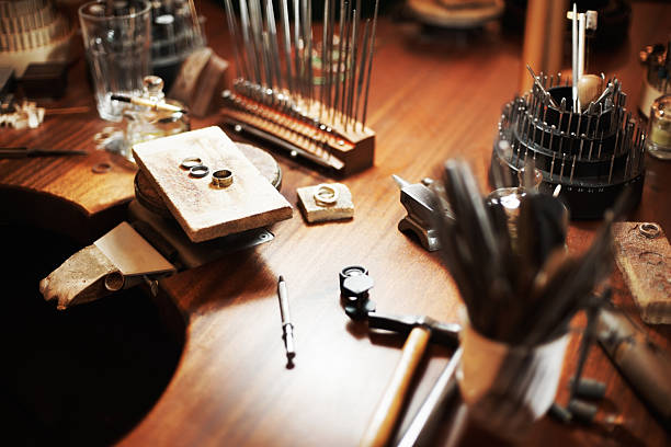 Maison_Gabriel_-_Outils_atelier_bijouterie.jpg
