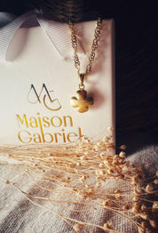 Croix "Alegria" en or jaune 18 carats poli, bordures arrondies - Maison Gabriel