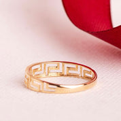 Bague Athéna ajourée en or 18 carats