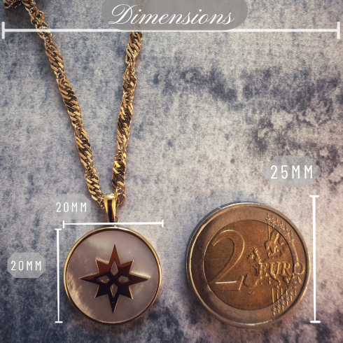 Pendentif "Esther" gravable, en nacre, bordure et étoile polaire en or 18 carats