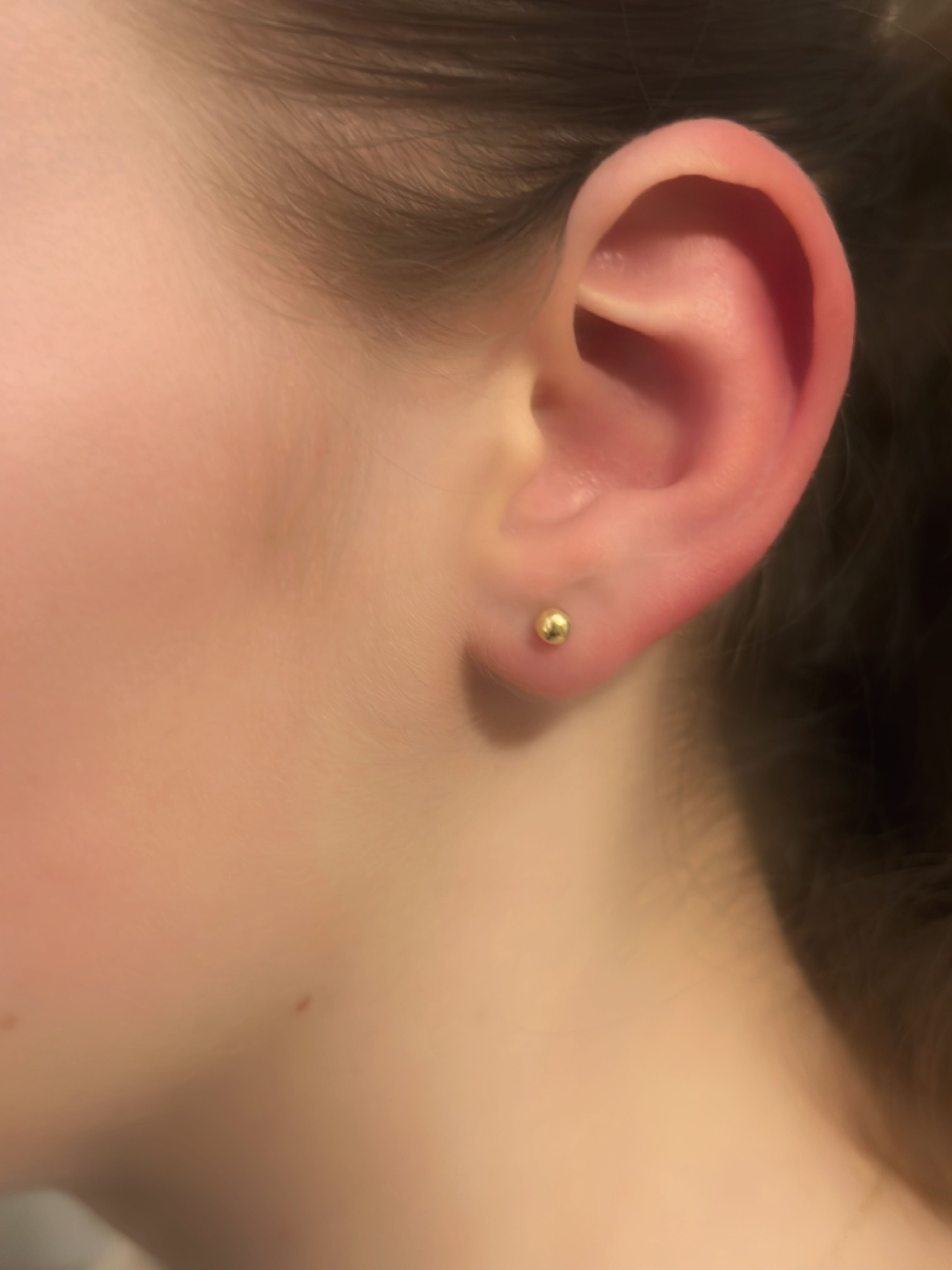 Boucles D'oreilles Puces Pour Enfant - Plaqué Or 18 Carats - Motif Petit Chien - Marque Tata Gisèle - Neuf Avec étiquettes