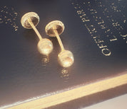 Puces d'oreilles "Chérie Chérie", pour adulte ou enfants, finition lisse en or 18 carats, fermoir à vis