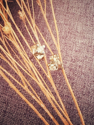 Boucles d'oreilles "Comètes" en or blanc 18 carats et diamants - Maison Gabriel