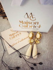 Boucles d'oreilles "Impératrice" camées en or jaune 18 carats et ivoire de synthèse - Maison Gabriel