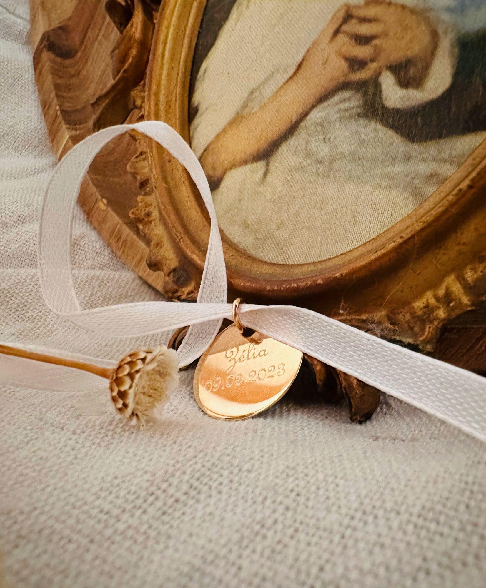 Bracelet ou lien "Gaël" en ruban de Satin blanc - Maison Gabriel