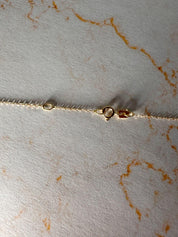 Collier "Alba", fine chaîne ajustable et pendentif en pavage de diamants, en or blanc ou jaune 18 carats - Maison Gabriel