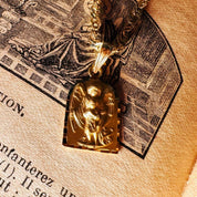 Médaille "Raphaël", Ange Gardien protecteur en or jaune 18 carats - Maison Gabriel