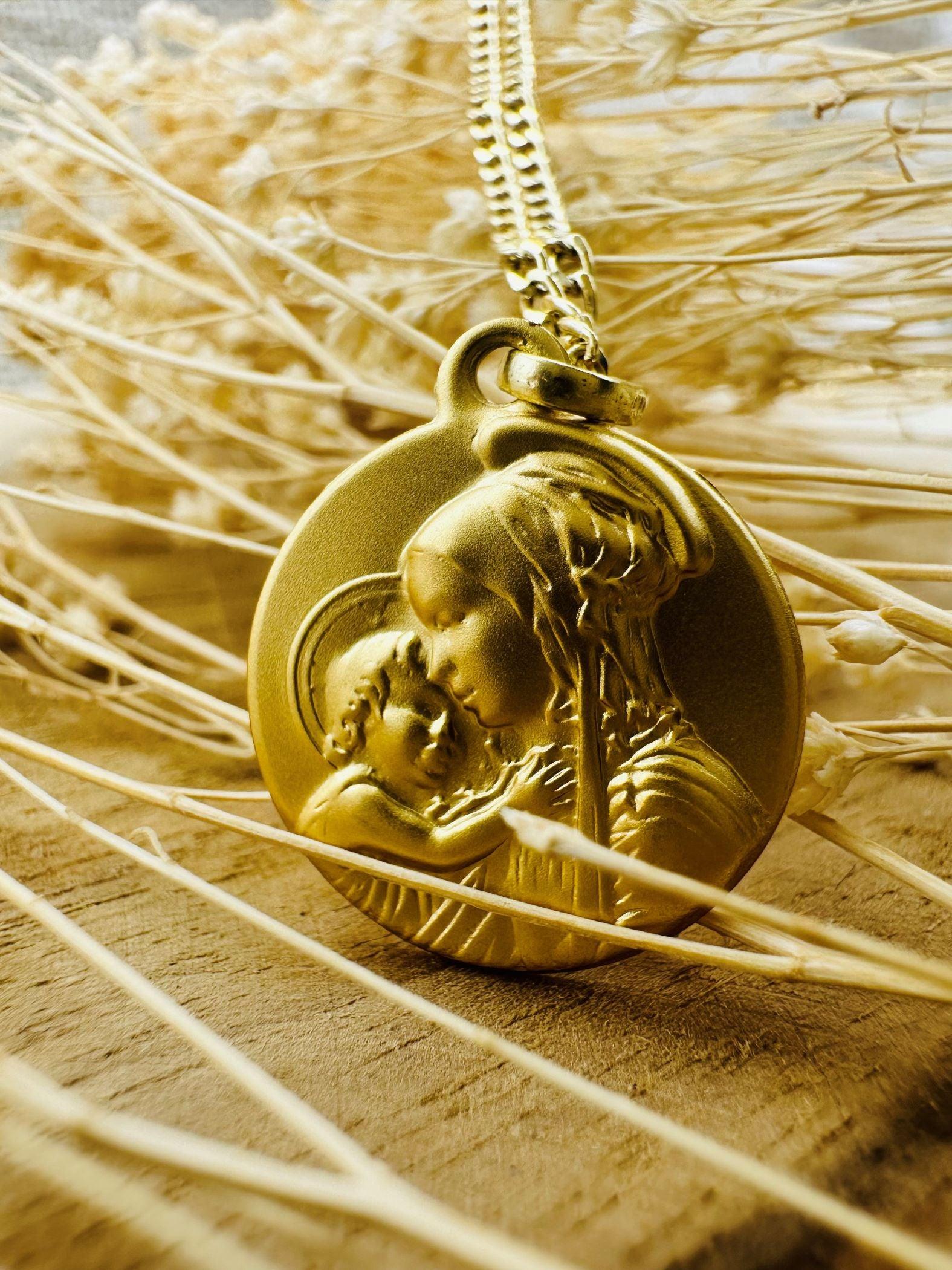 Médaille Vierge En Or 18 Carats (750/1000ème) - Neuf Avec étiquettes - Type Ras Du Cou