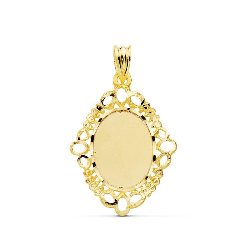 Médaillon "Constance" ovale en or jaune 18 carats, bordure sculptée en volutes perlées, à graver - Maison Gabriel